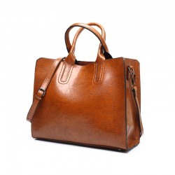 This year's new style versatile totes, large capacity, single shoulder bags, European and American retro handbags for women