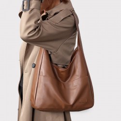 Vintage-style casual bowling bag for women in autumn-winter, trendy multi-functional backpack with large capacity, versatile single shoulder bag for commuting