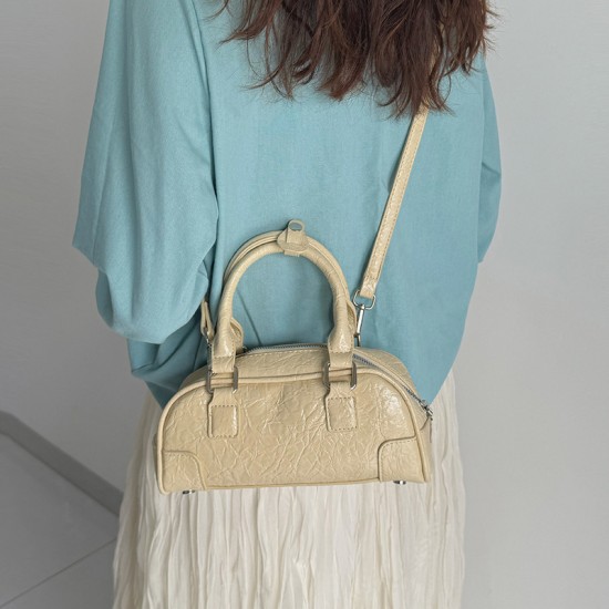 Export Winter New Small Design High-Class Mother's Day Women Bag Elegant Mid-Aged Women Mom Handbag Export Winter New Small Design High-Class Mother's Day Women Bag Elegant Mid-Aged Women Mom Handbag